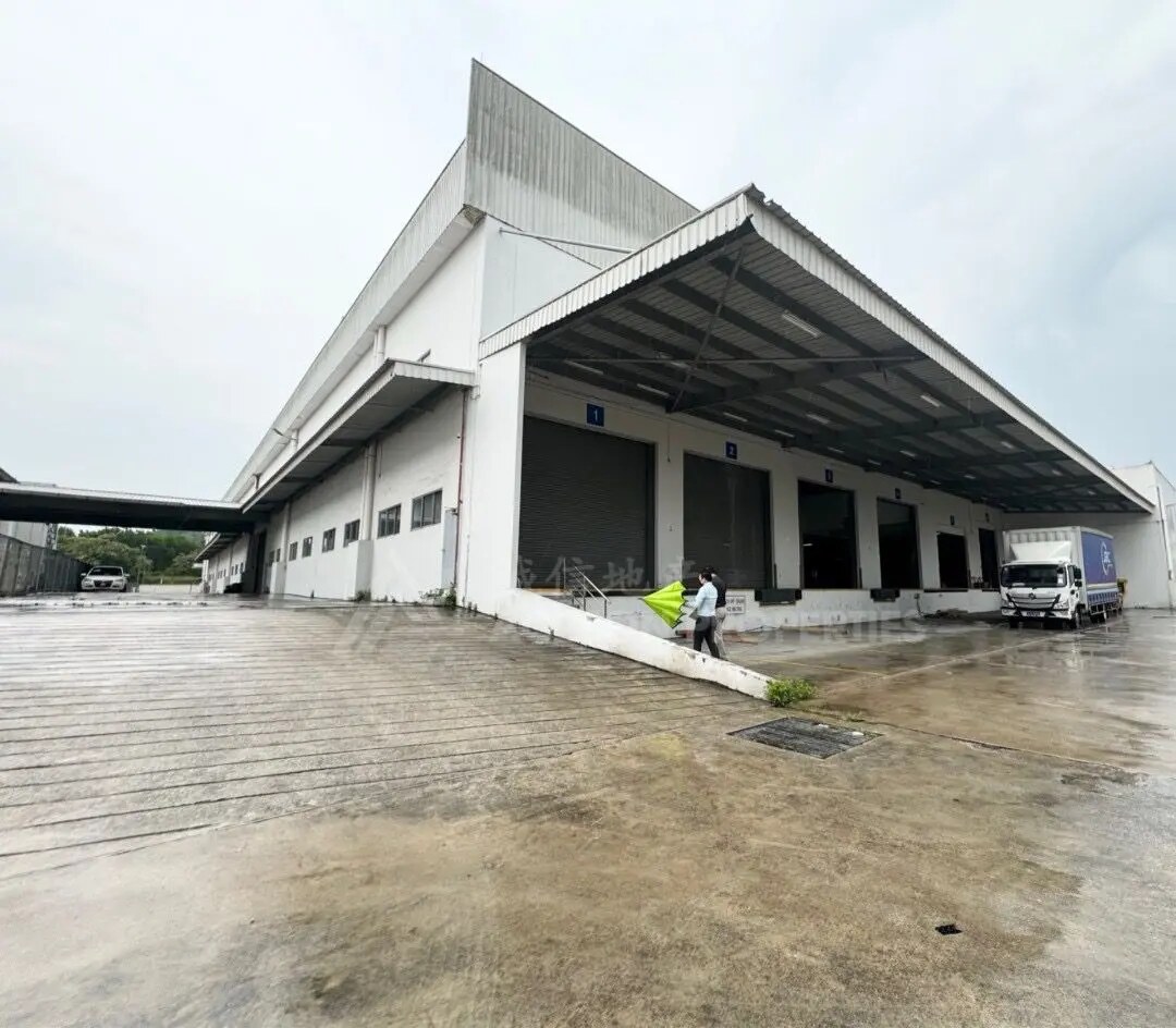 Exterior and loading area of the completed Senai factory transaction